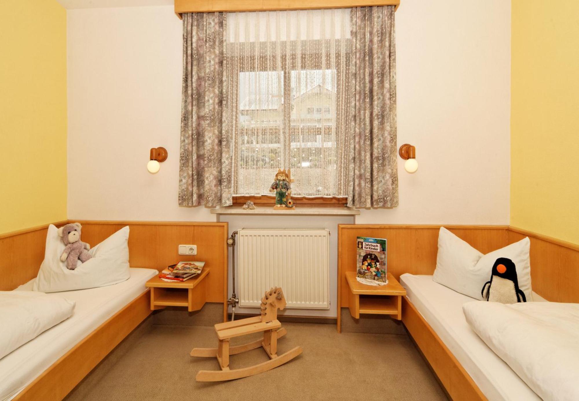 Landhaus Maria Bed&Breakfast Hotell Regen Eksteriør bilde